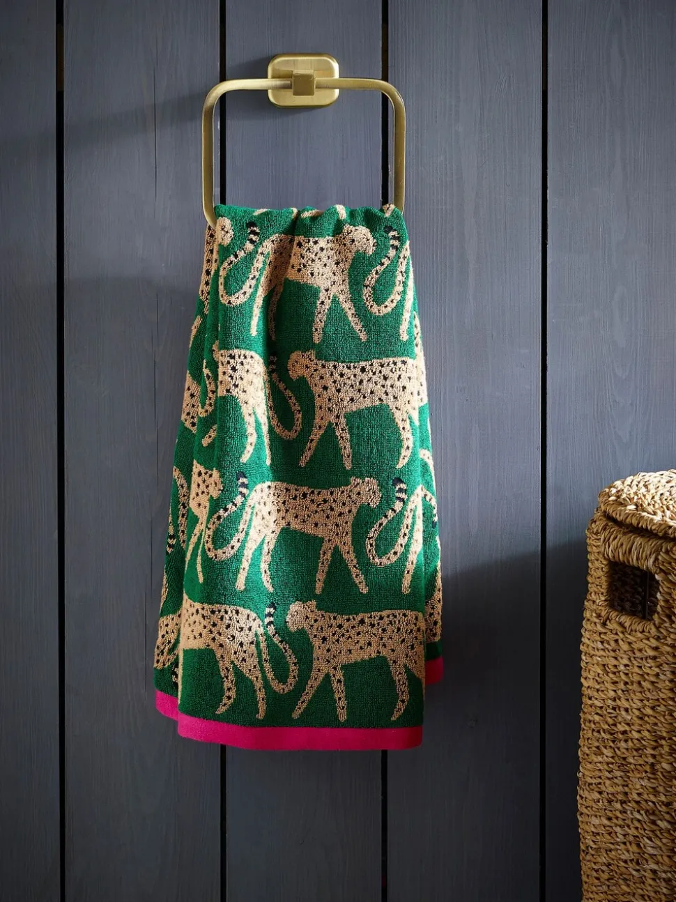 100% katoenen jachtluipaard-handdoek
