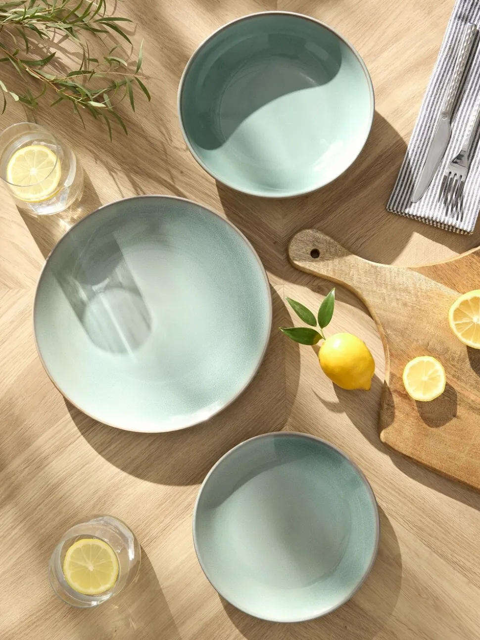 12 Piece Hampton Dinner Set