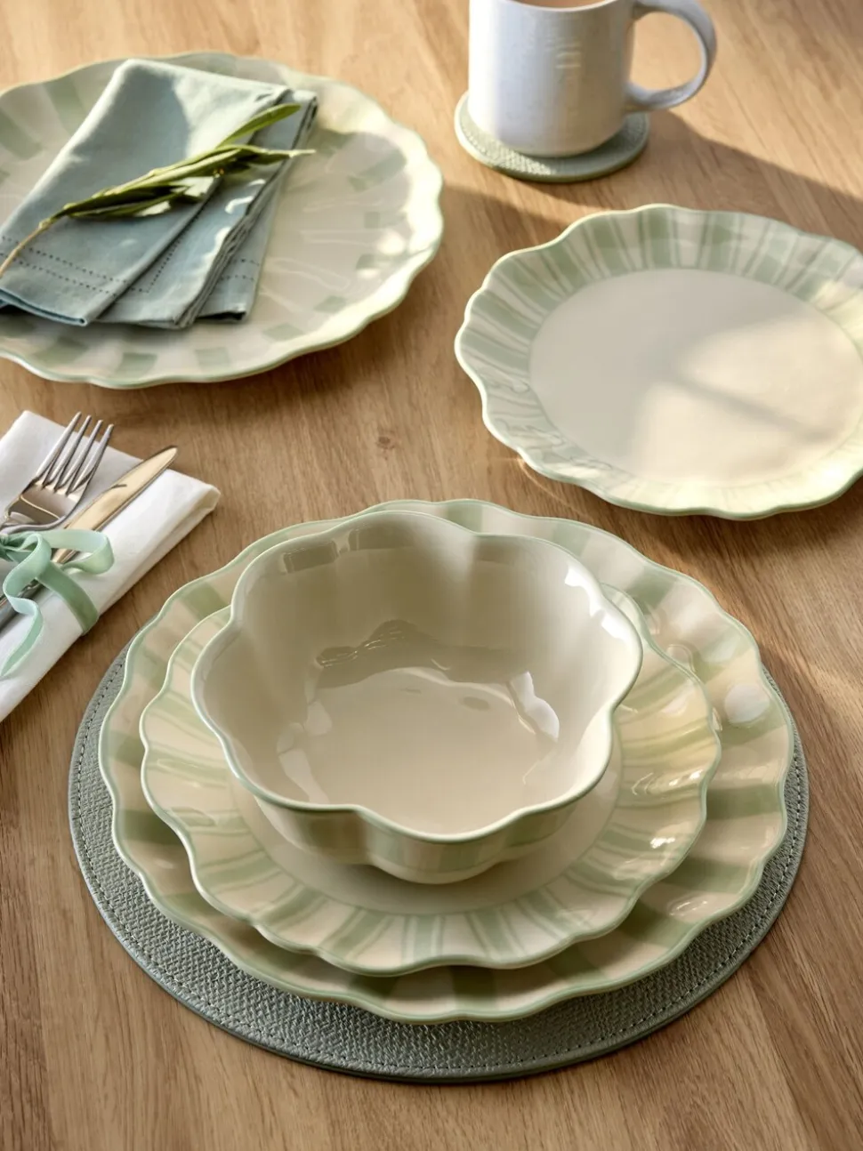 12 Piece Handpainted Stripe Dinner Set
