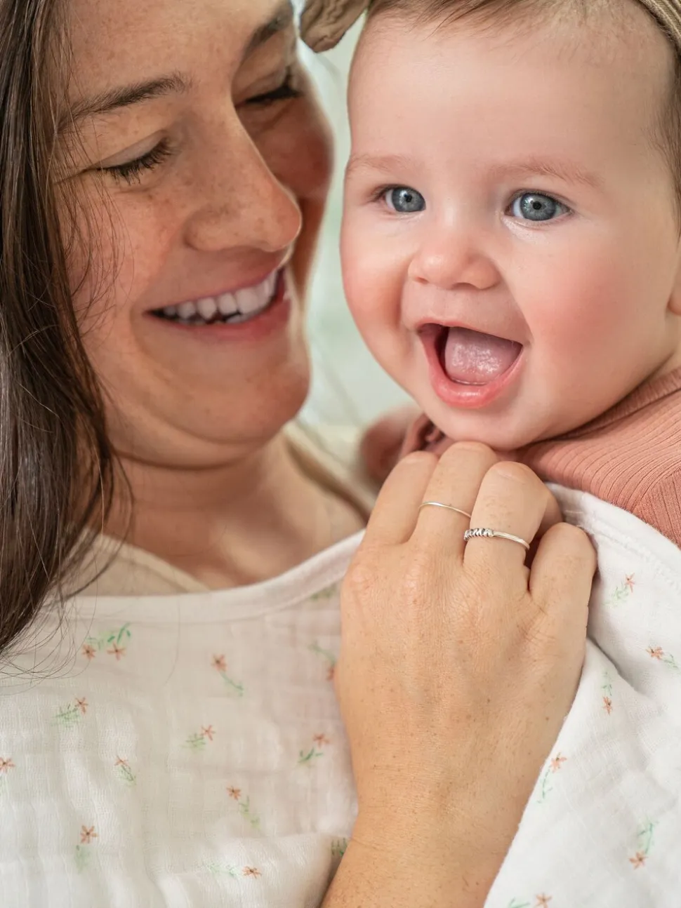 aden + anais Baby Essentials - 100% katoenen mousseline slabbetjes met konijnenprint