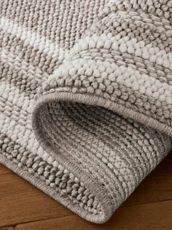 Albie Bobble Border Runner
