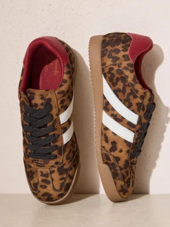 Animal - Friends Like These LaceUp Retro Gumsole Sports Trainers