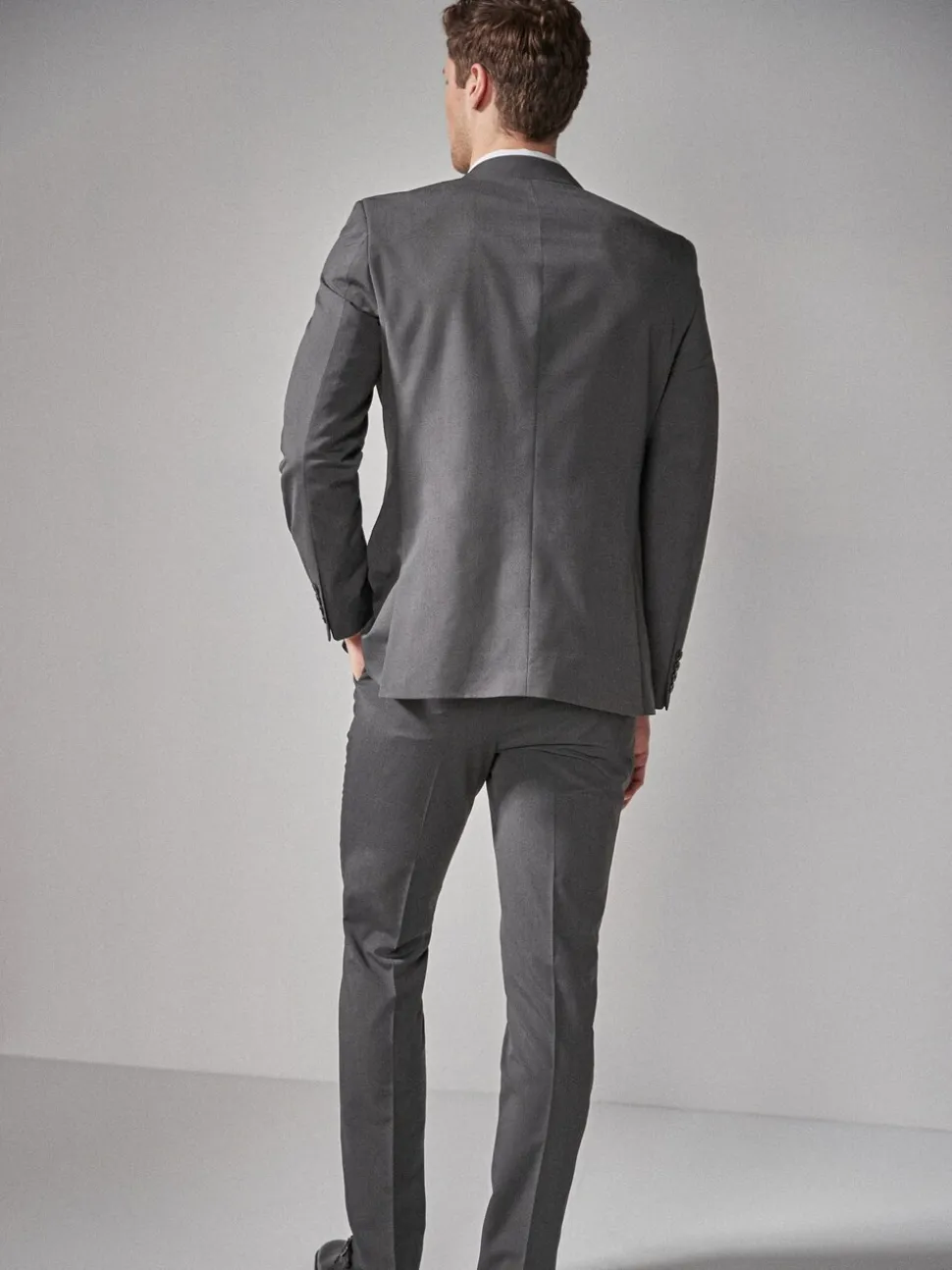 Antraciet - Tailored fit - Kostuum met twee knopen: colbert