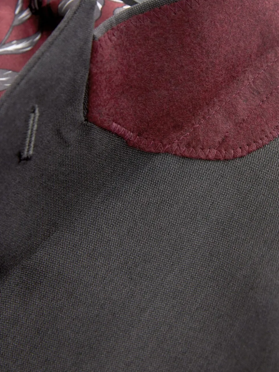 Antraciet - Tailored fit - Kostuum met twee knopen: colbert