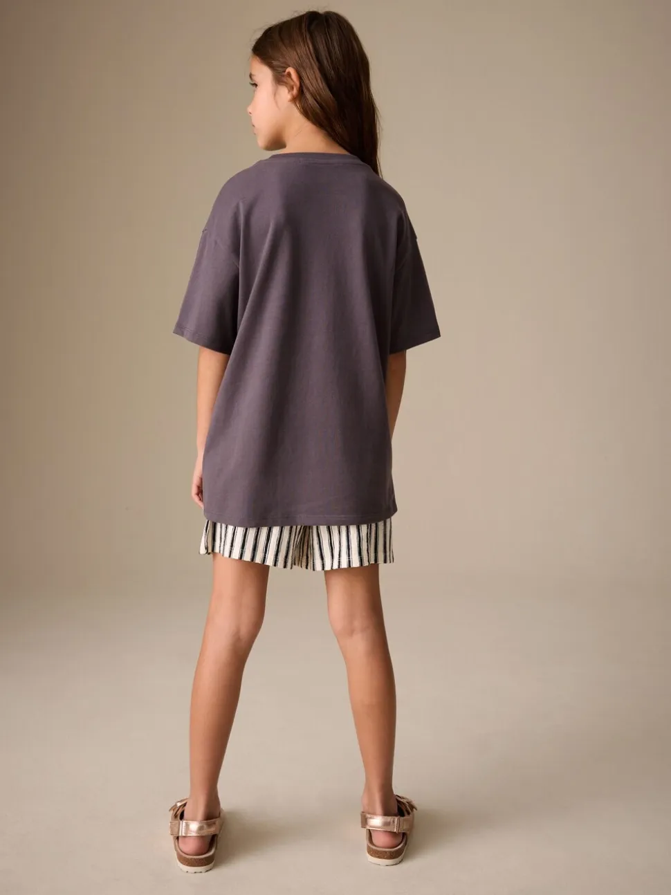 Antracietgrijs vlinder - Sequin Oversized T-Shirt (3-16yrs)