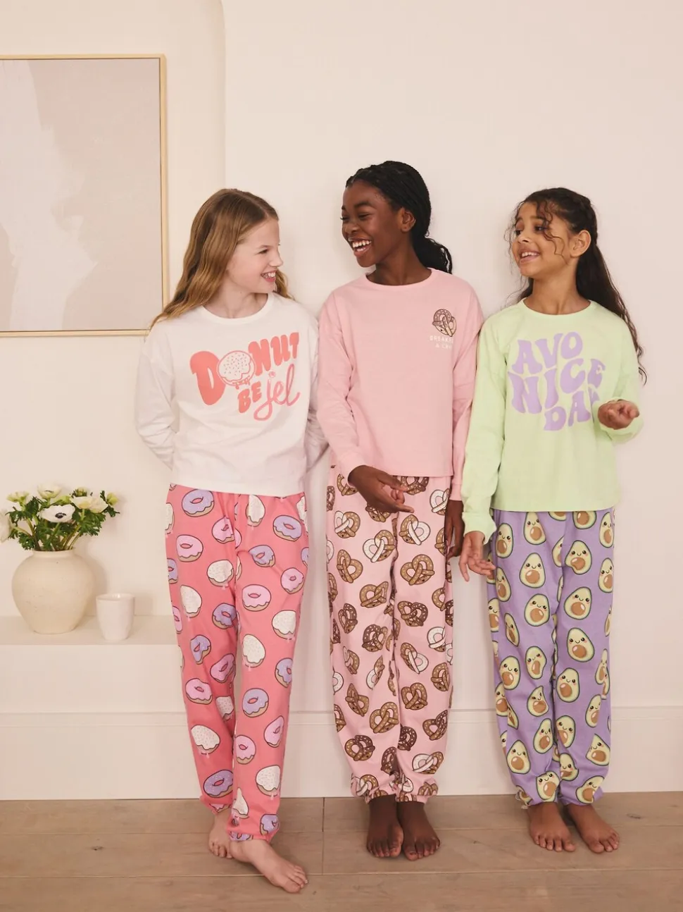 Avocado-sloganprint - Verpakking van 3 pyjama's met joggingbroek (3-16 jr)