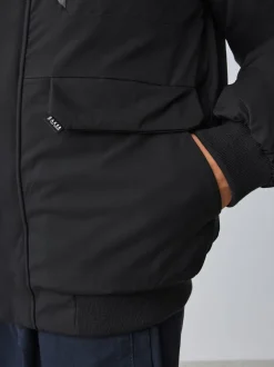 Baker by Ted Baker - Regenbestendige gewatteerde zwarte bomberjas