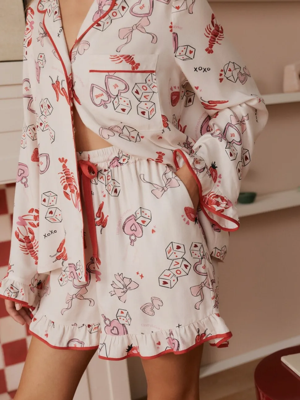 Bath & Body Works Be Mine Love Long Sleeve Shorts Set