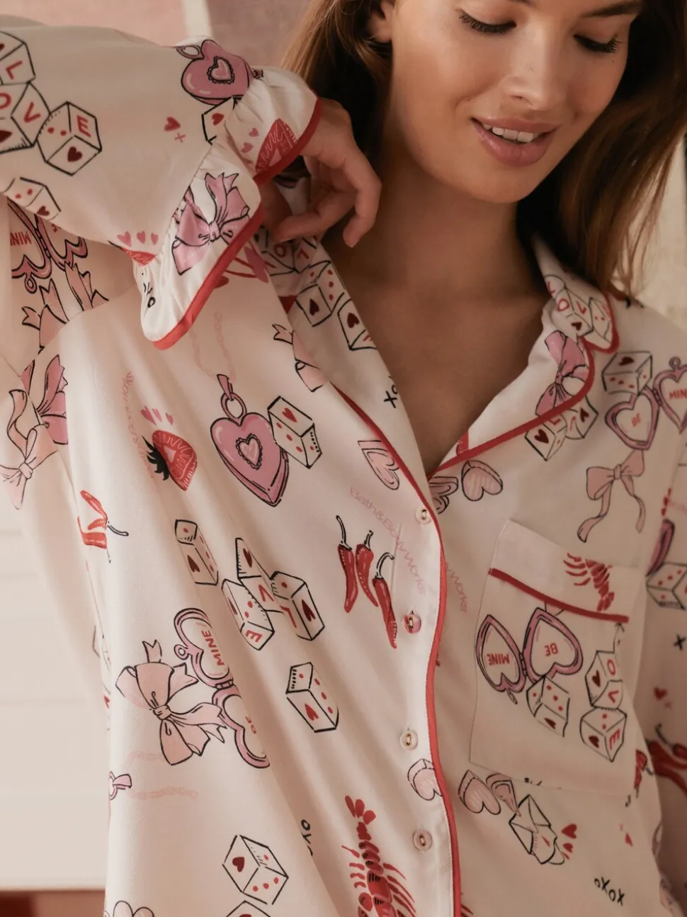 Bath & Body Works Be Mine Love Long Sleeve Shorts Set