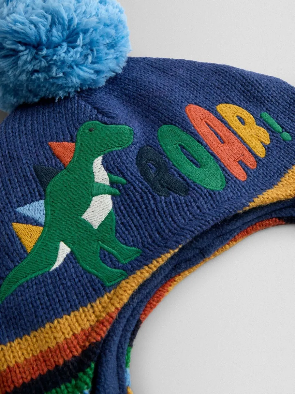 Blauw met dinosaurus - JoJo Maman Bébé Cosy Pom Pom Rib Hat