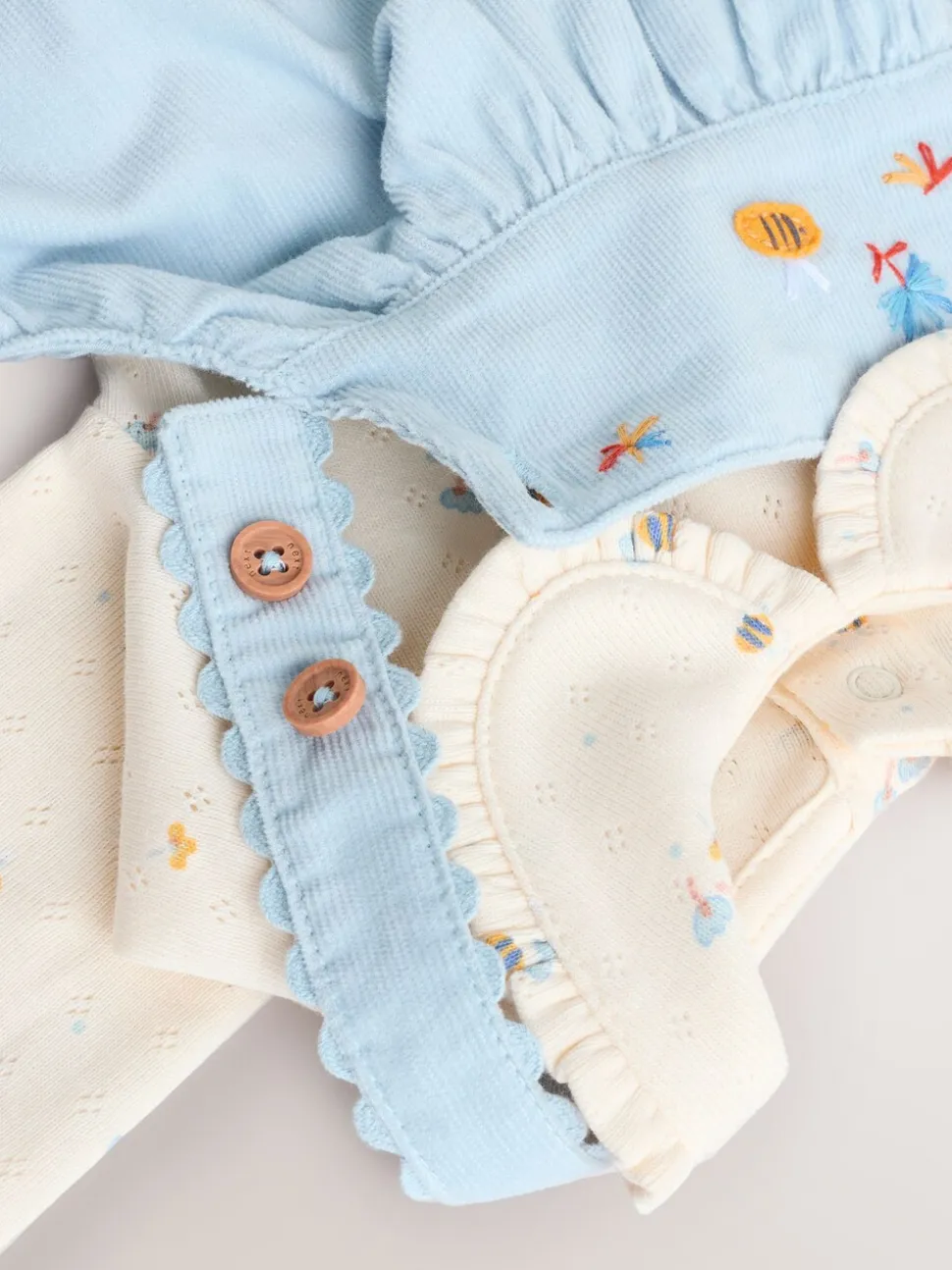Blauw met figuurtjes - Set van corduroy pinafore, bodysuit met lange mouwen en maillot voor baby's (0mnd-2jr)