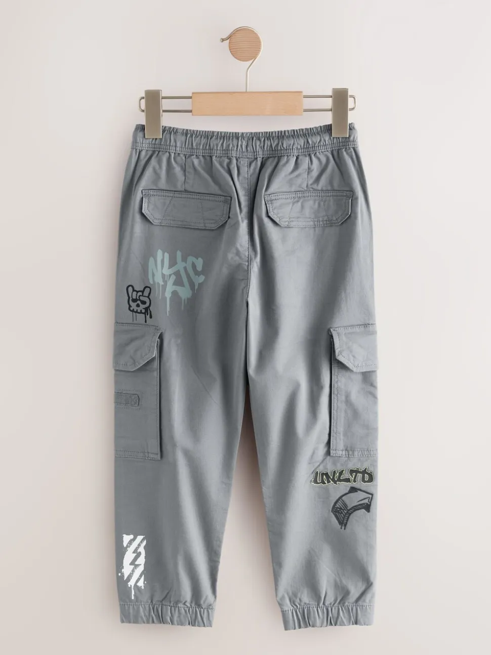 Blauw met graffitiprint - Cargobroek (3-16 jr)