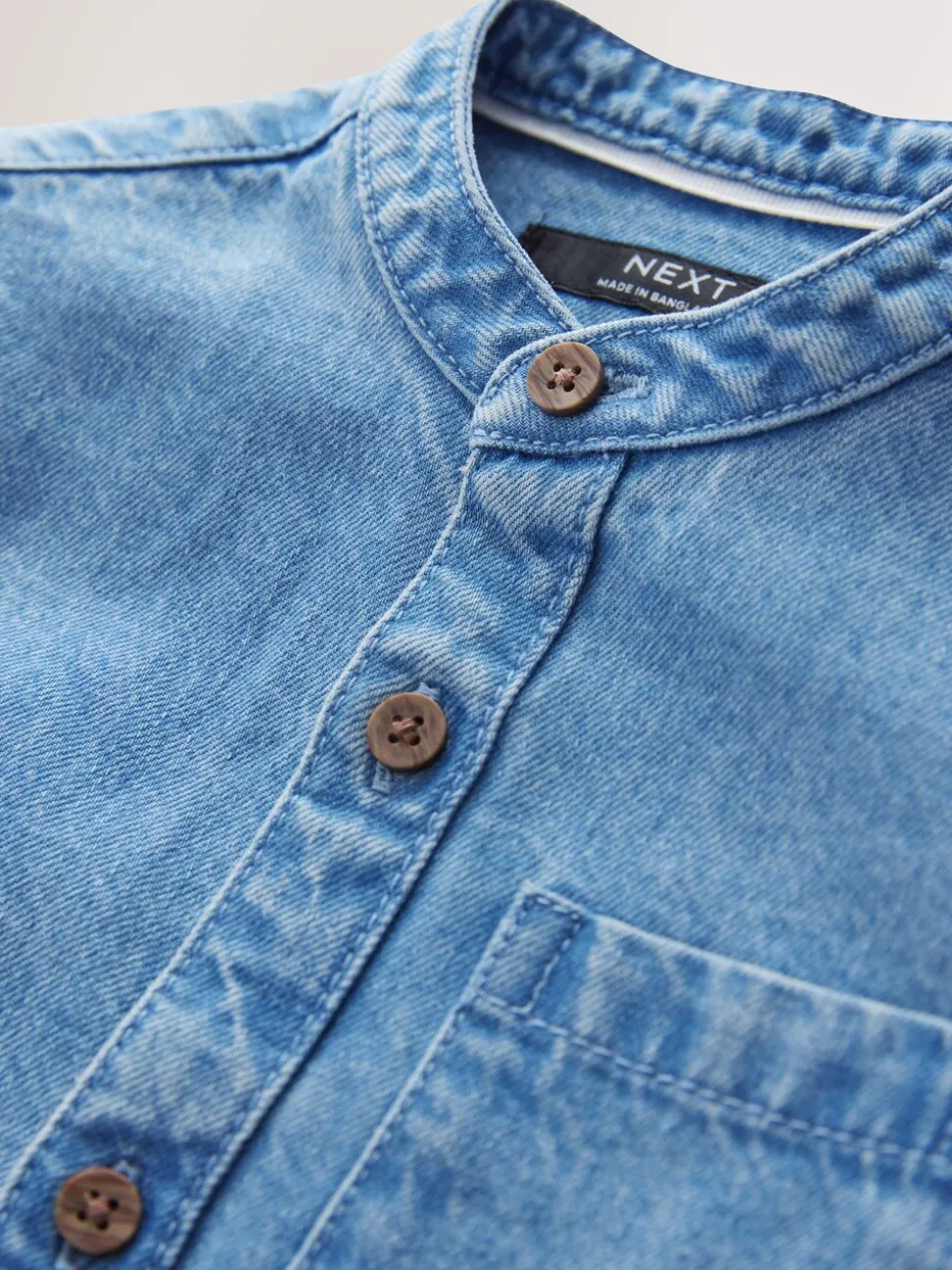 Blauwe denim - 100% katoenen overhemd met lange mouwen en opa-kraag van denim (3mnd-7jr)