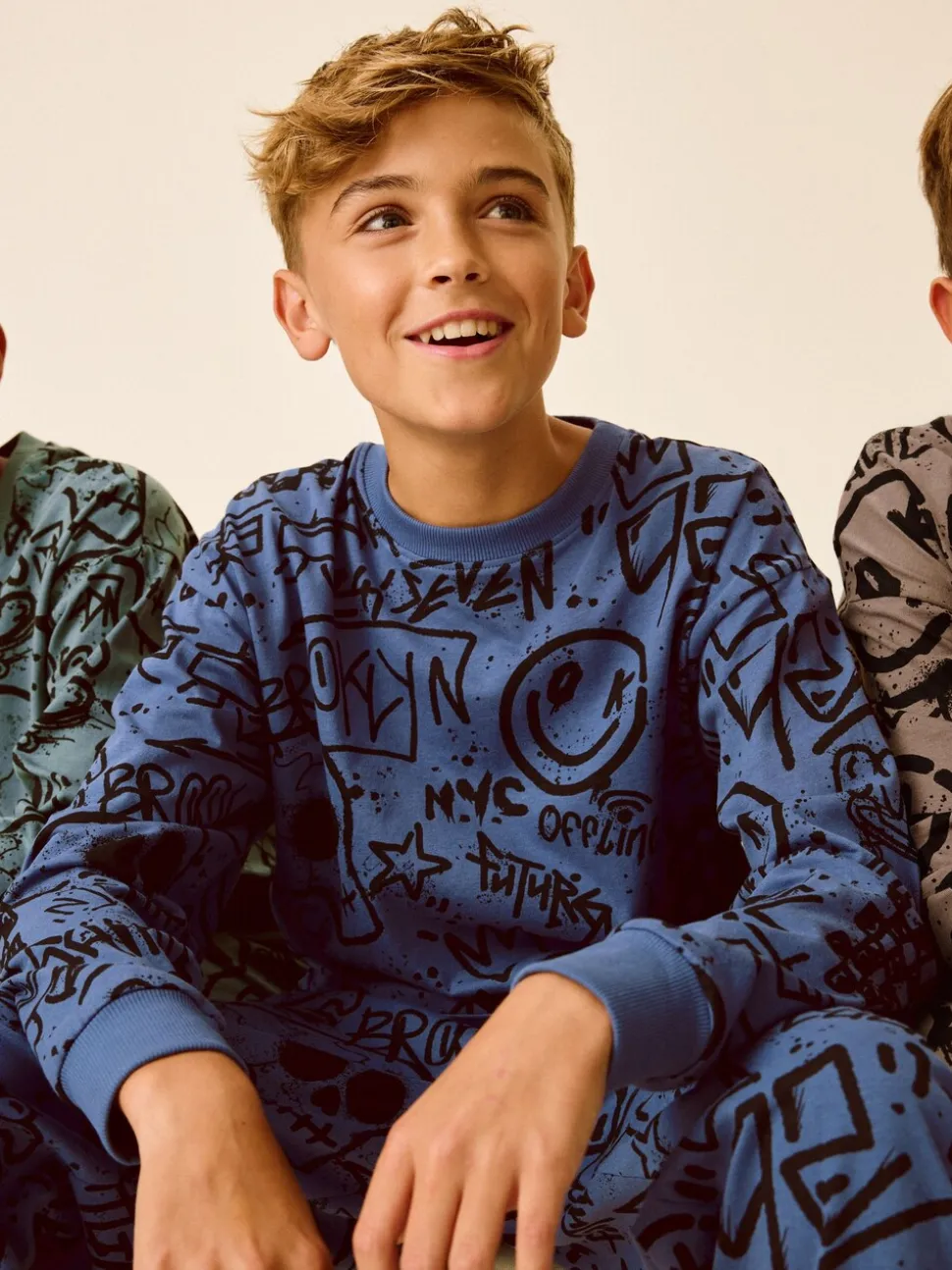 Blauw/Groen/Naturel personage - Verpakking van 3 pyjama's met lange mouwen (3-16 jr)