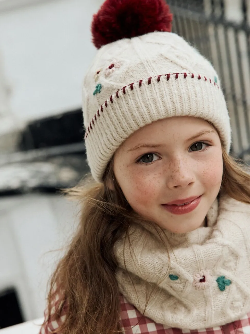 Bordeauxrood - Beanie And Snoods Set (1-16yrs) (1-16yrs)