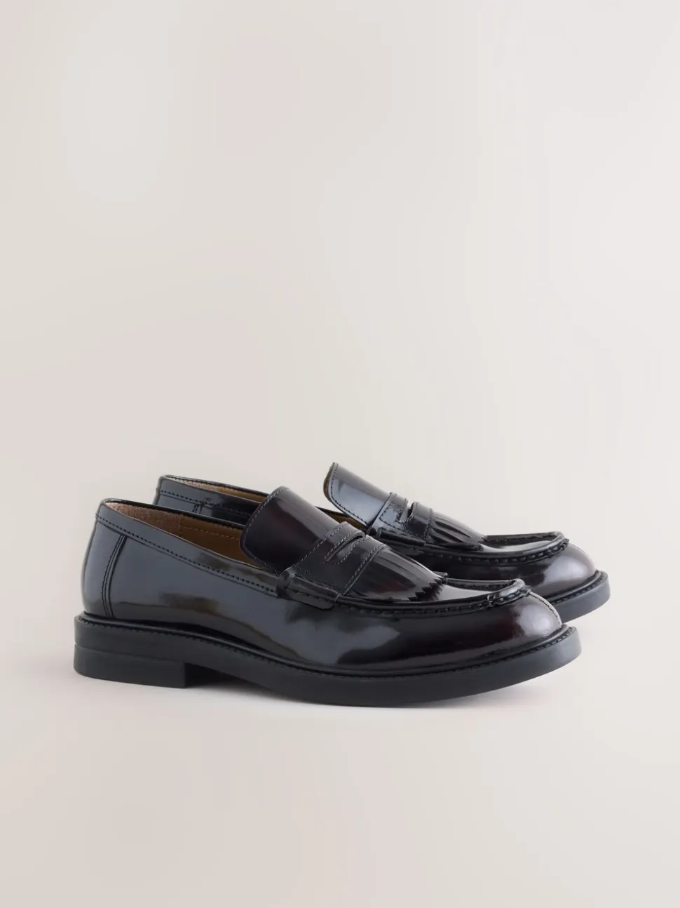 Bordeauxrood - Fringe Penny Loafers