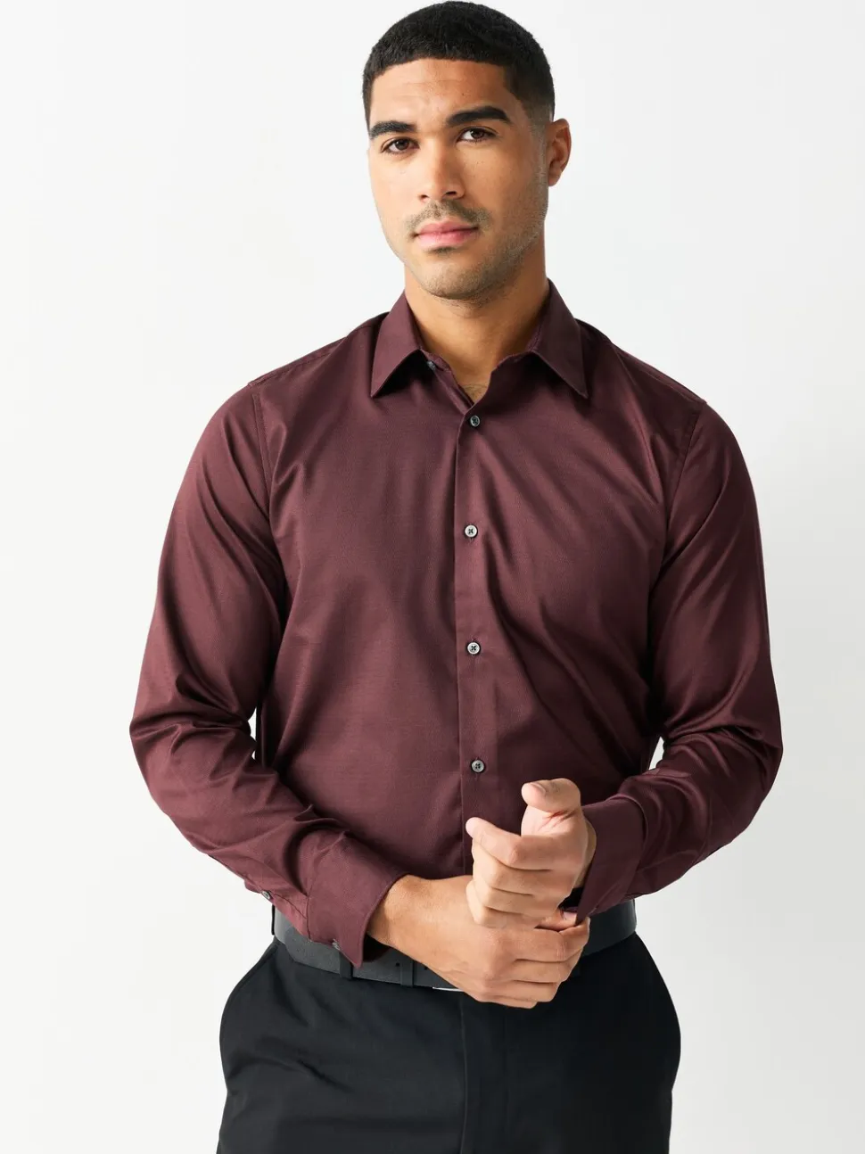 Bordeauxrood - Normale Pasvorm - Onderhoudsvriendelijk, getextureerd, slim fit overhemd met enkele manchet