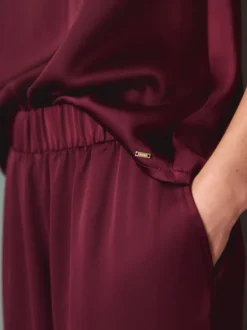 Bordeauxrood - Pyjama met hemdje met kanten afwerking