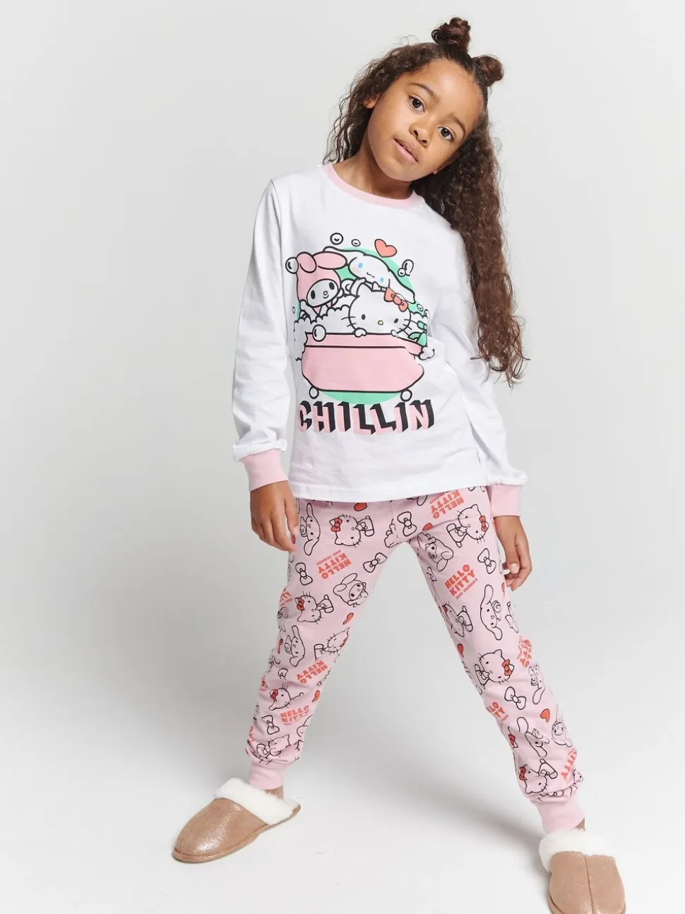 Brand Threads Girls Hello Kitty Pyjamas Set