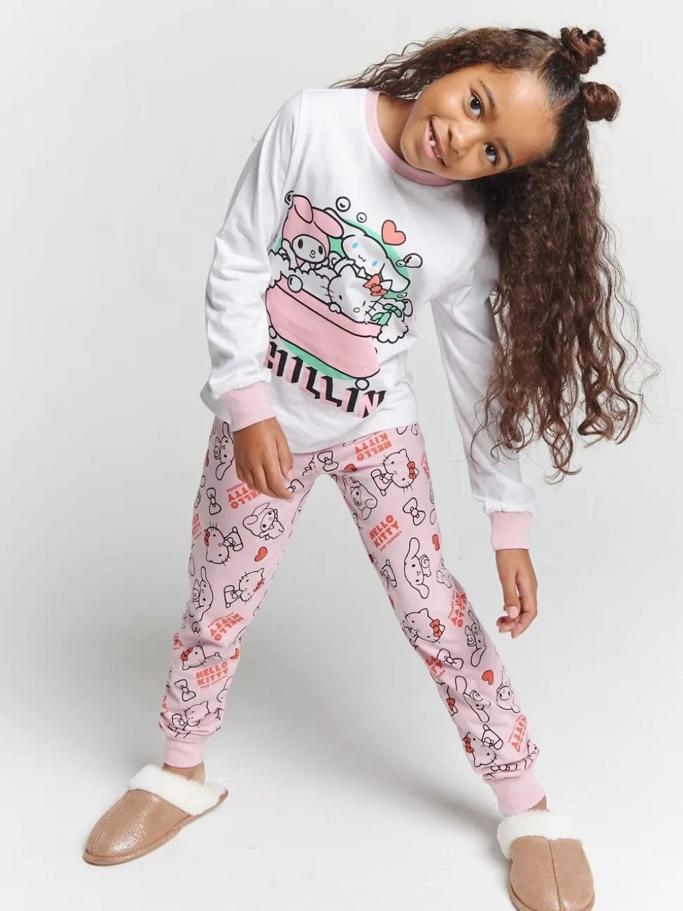 Brand Threads Girls Hello Kitty Pyjamas Set