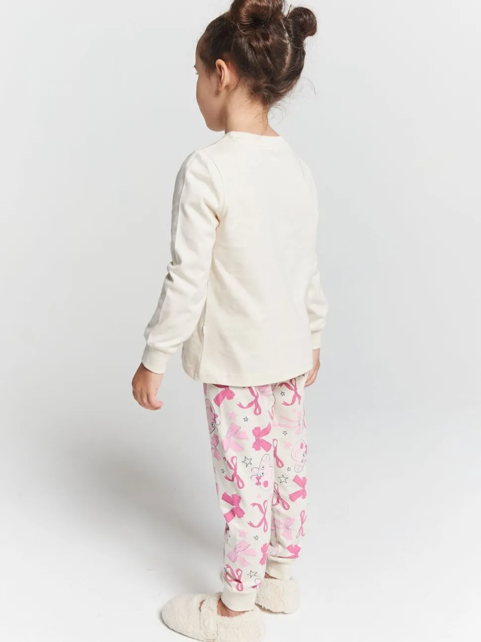 Brand Threads Peppa Pig Girls Pyjamas Set