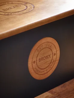 Bronx broodtrommel en plank
