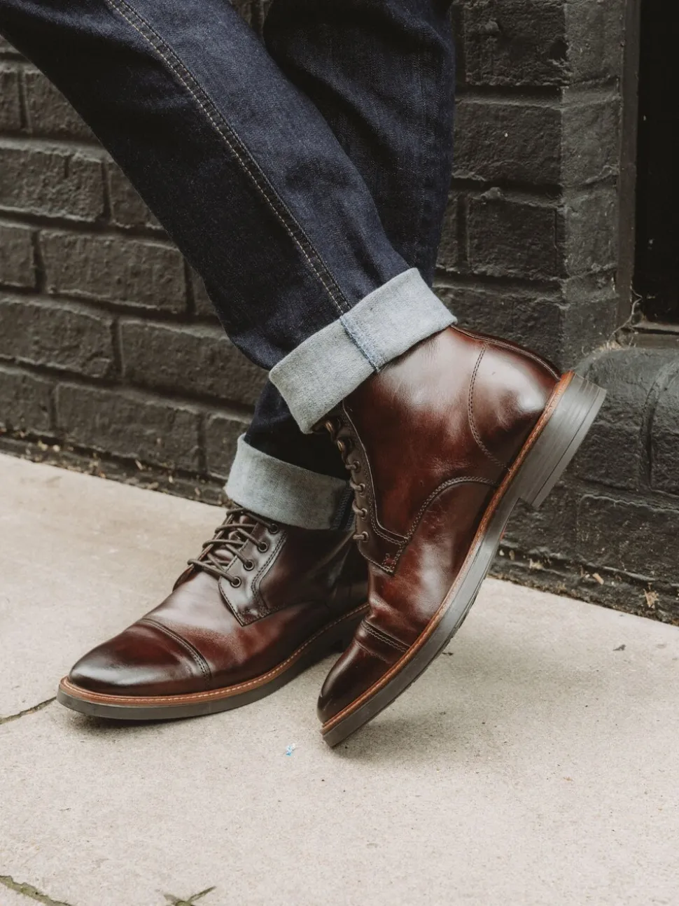 Bruin - Base London Plymouth Toe Cap Boot