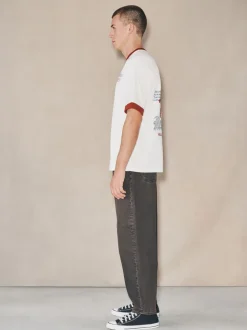 Bruin - EDIT Barrel Fit Jeans