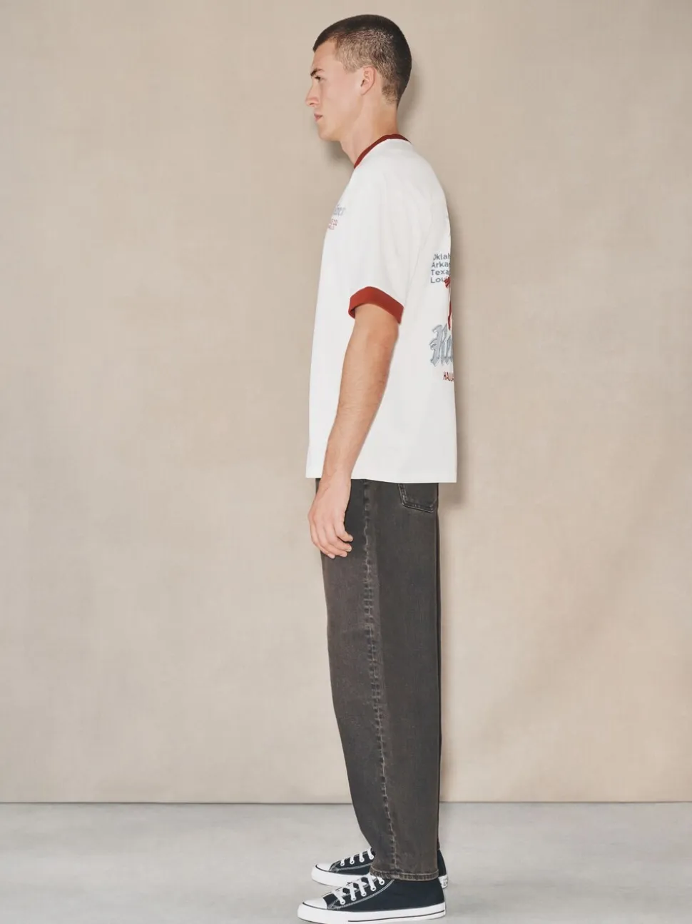 Bruin - EDIT Barrel Fit Jeans