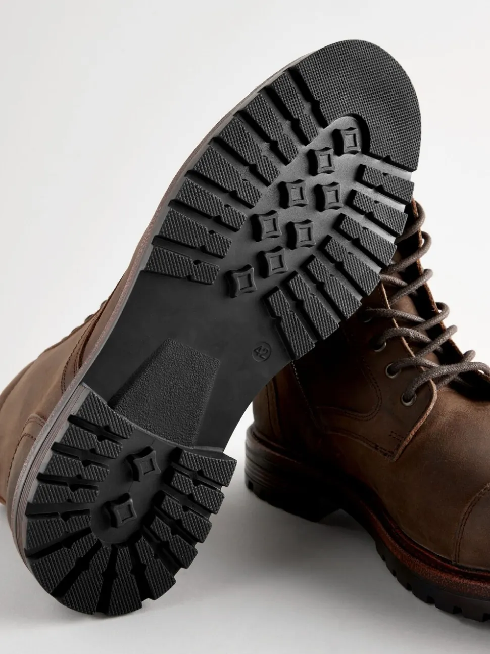 Bruin - Leather Toe Cap Zip Up Boots