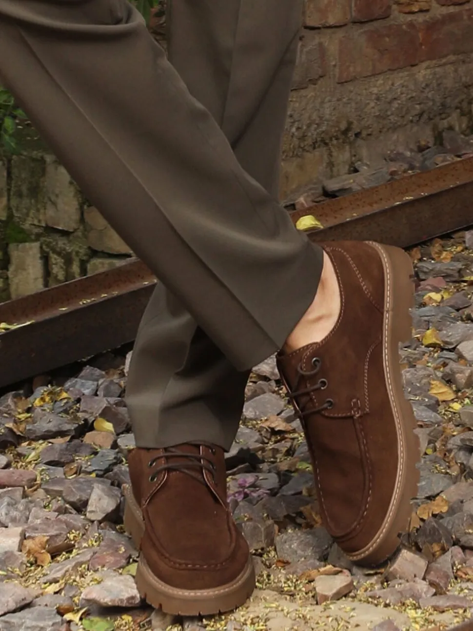 Bruin - Off The Hook Harvey Suede Leather Casual Lace-Up Boat Shoes