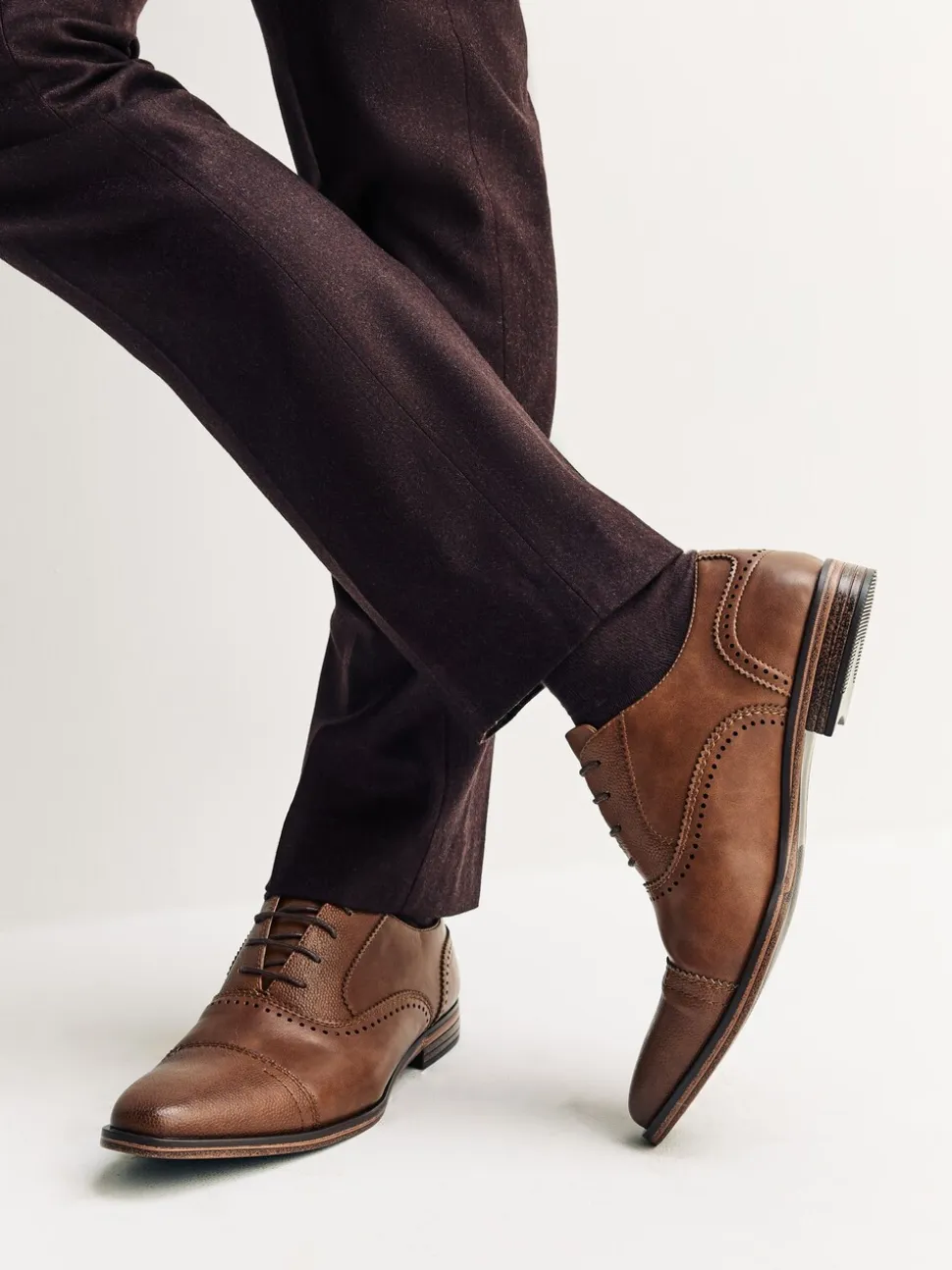 Bruin - Oxford-schoenen met neusstuk