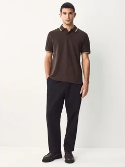 Bruin - Regular fit poloshirt met korte mouwen en contrasterende randen