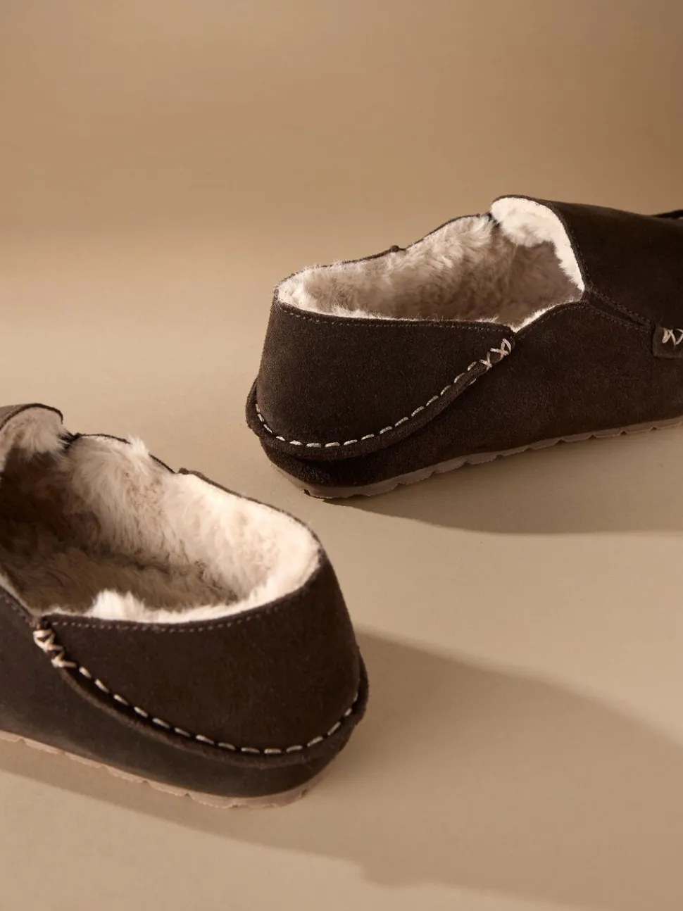 Bruin - Signature Kickdown suède moccasinpantoffels