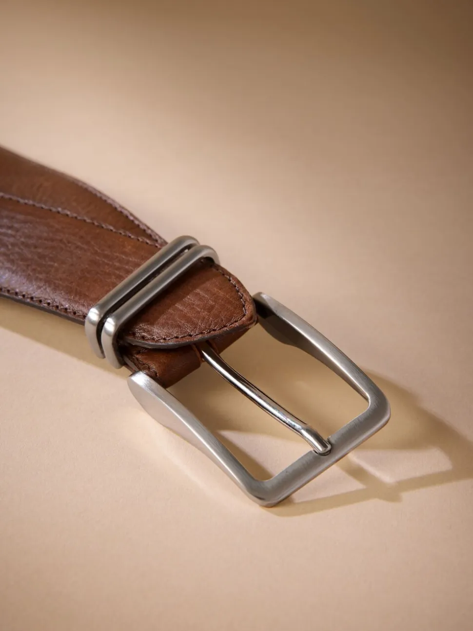 Bruin - Signature Leather Belt With Metal Keeperloop