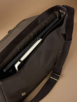 Bruin - Signature Messenger