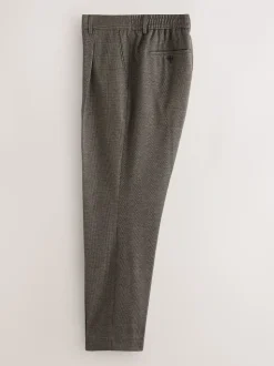 Bruin - Slim fit getextureerde broek met elastische achterkant en stretchy
