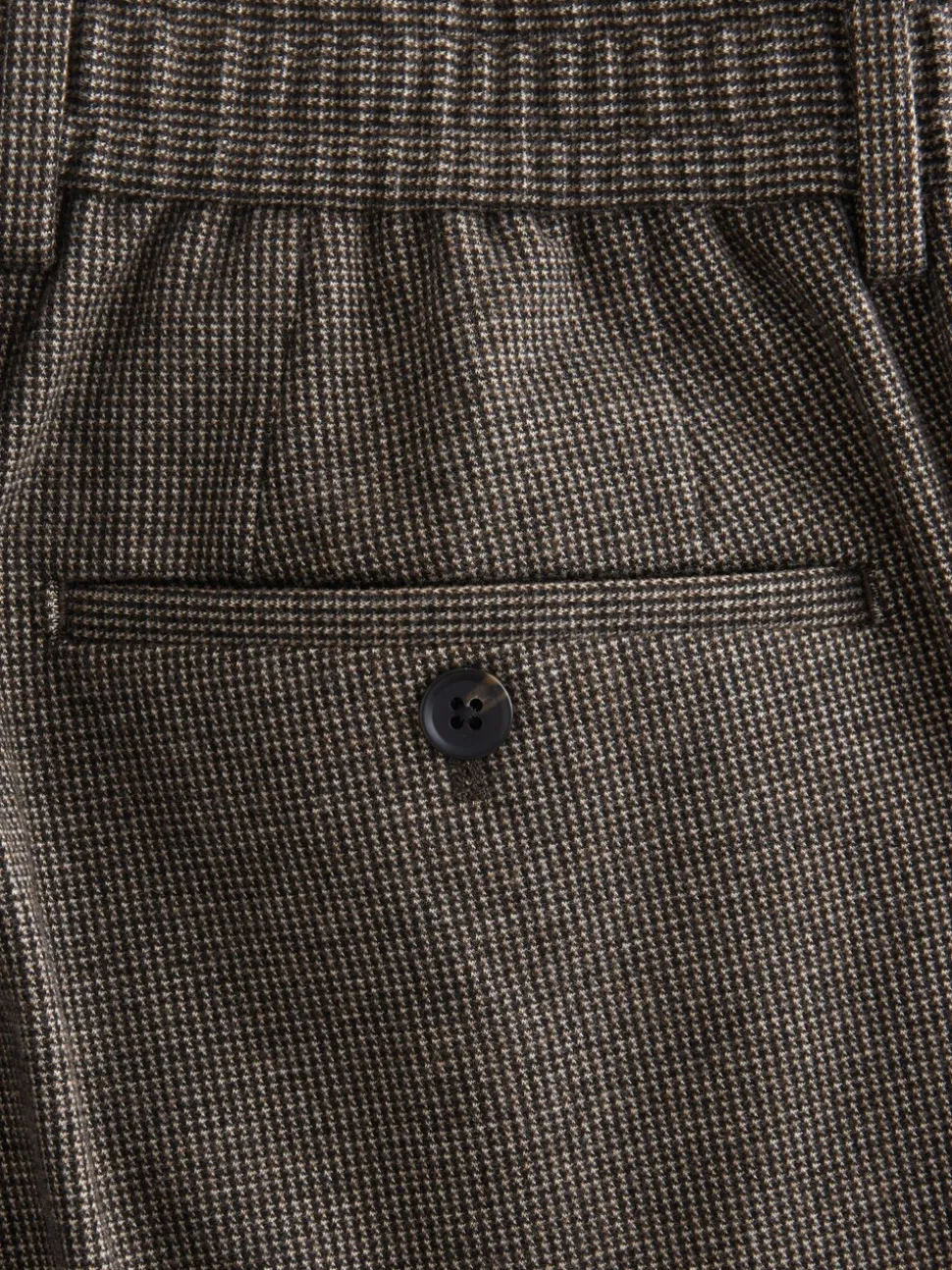 Bruin - Slim fit getextureerde broek met elastische achterkant en stretchy
