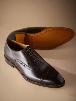 Bruin - Standaard pasvorm - Signature Leather - Oxford schoenen met neusstuk