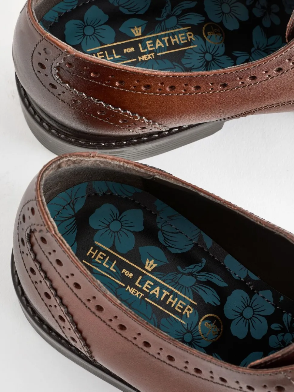 Bruin - Standaard pasvorm - Leren derby-brogues