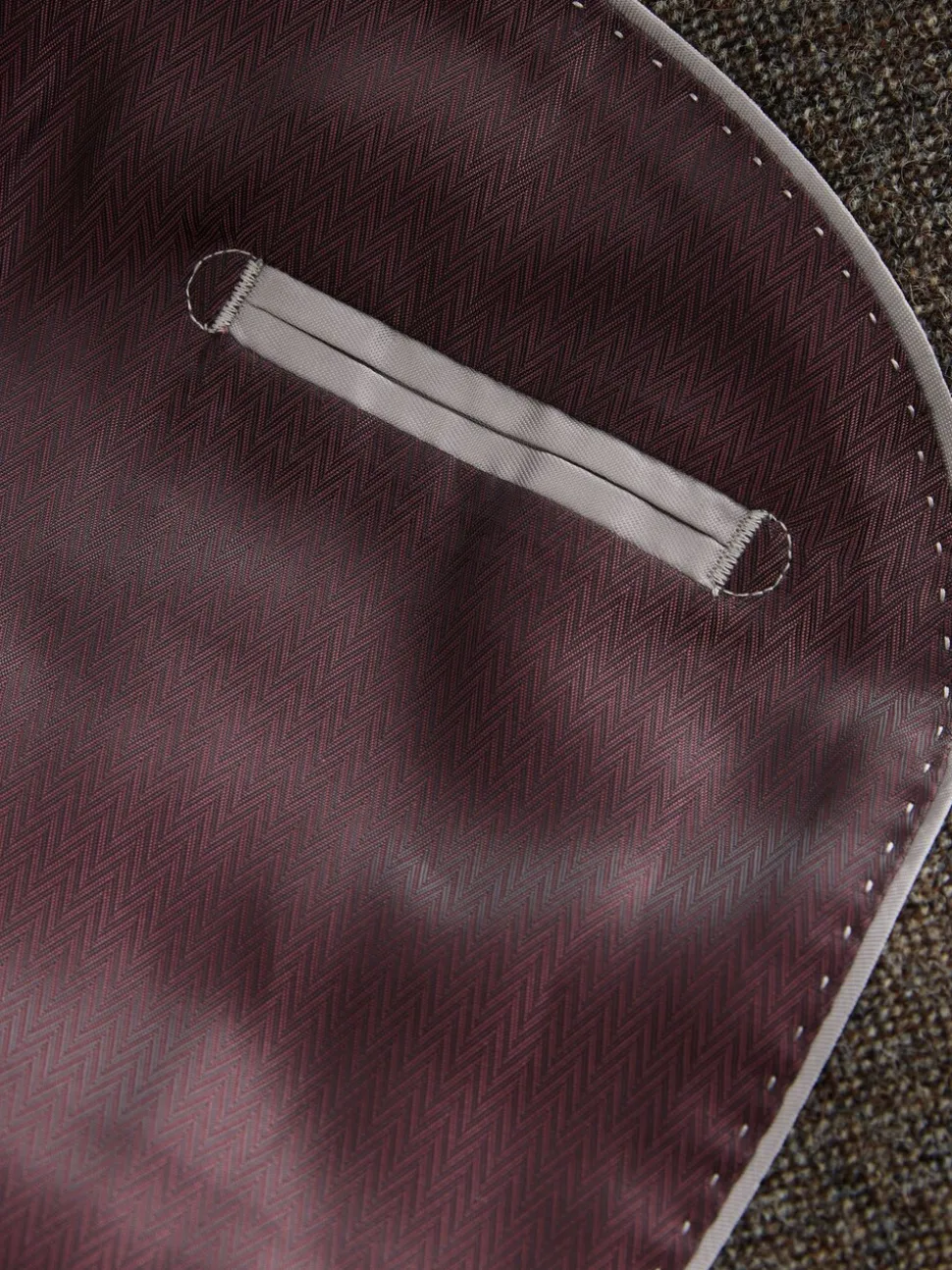 Bruin - Tailored Fit Signature Abraham Moon 100% British Wool Donegal Suit Jacket