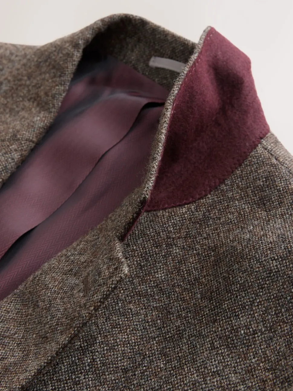 Bruin - Tailored Fit Signature Abraham Moon 100% British Wool Donegal Suit Jacket