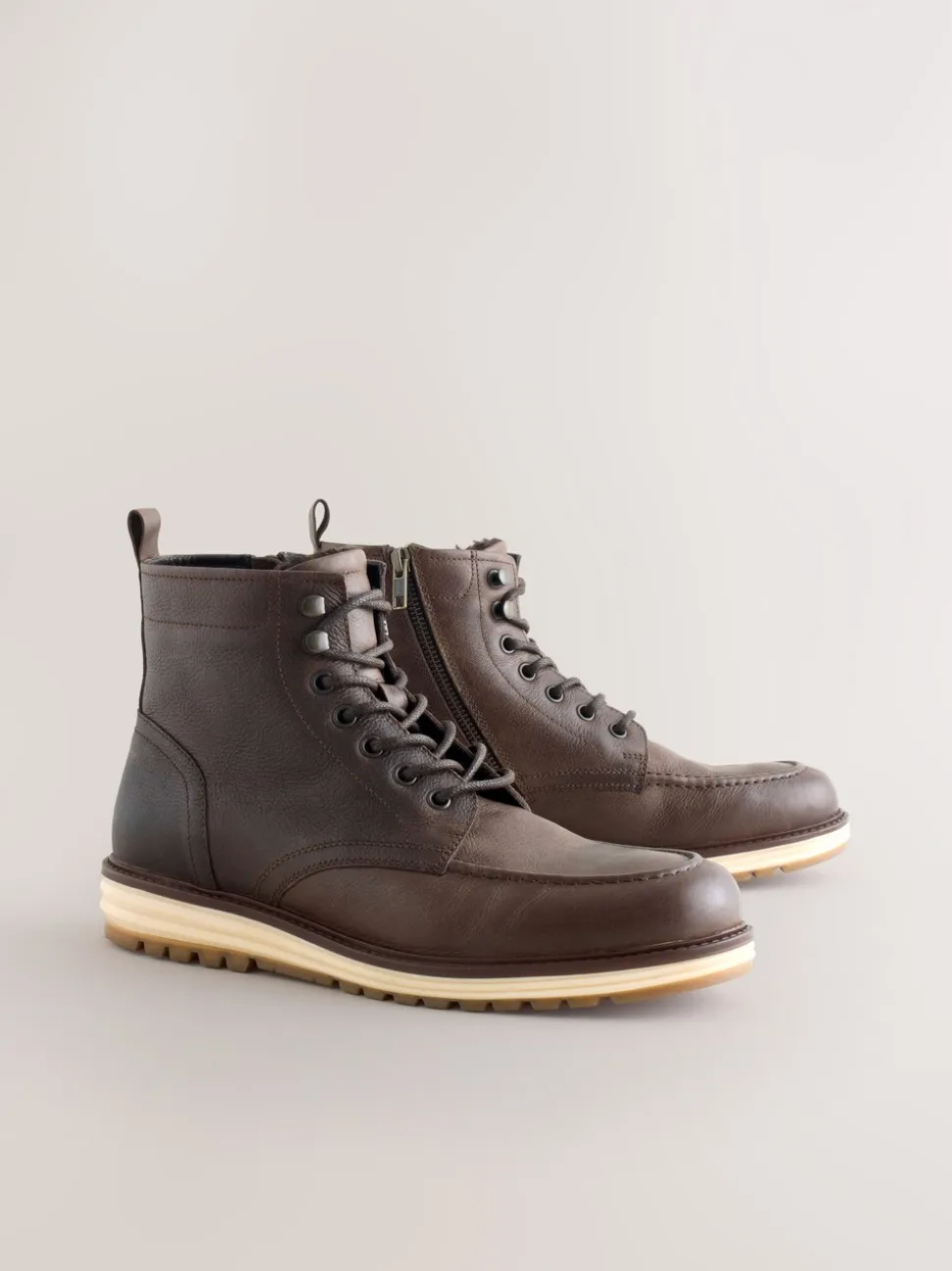 Bruin - Tall Leather Apron Toe Boots