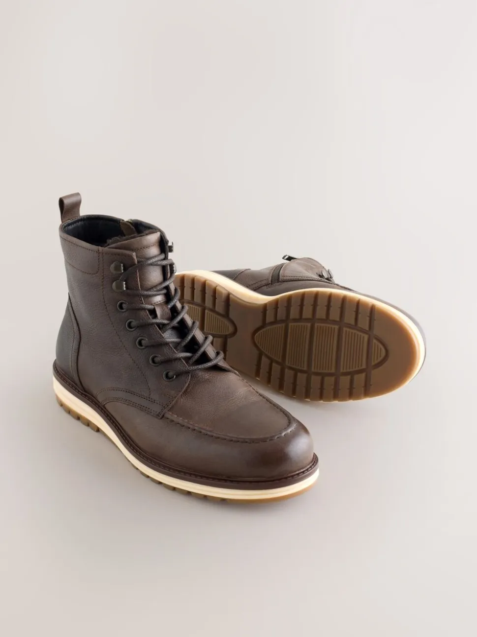 Bruin - Tall Leather Apron Toe Boots