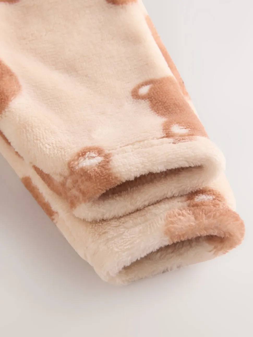 Bruin met beer - Fleece babypyjama