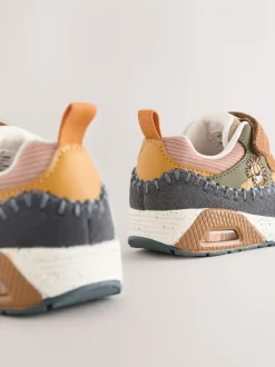 Bruin met leeuw - Elastische sportschoenen