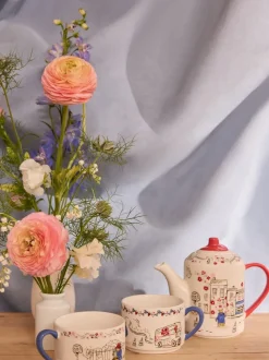 Cath Kidston Paddington Goes to Town Stapelbare thee voor 2
