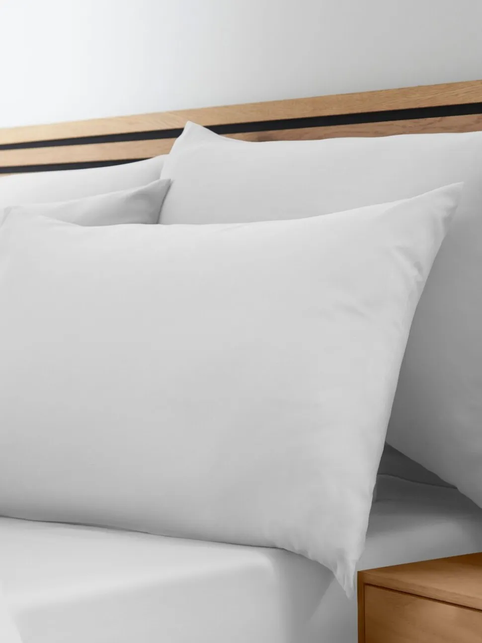 Catherine Lansfield 4 Pack So Soft Non-Iron Standard Pillowcases