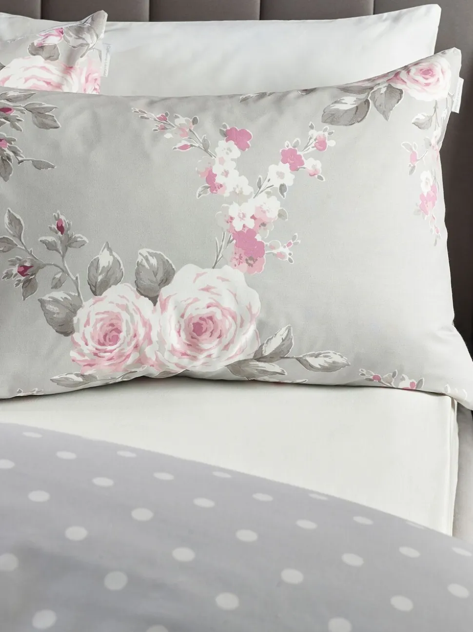 Catherine Lansfield - Set van Canterbury dekbedovertrek en kussensloop met bloemenprint
