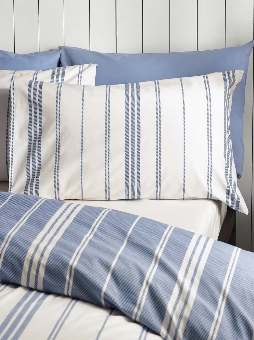 Catherine Lansfield Harbour Stripe Reversible Duvet Cover Set